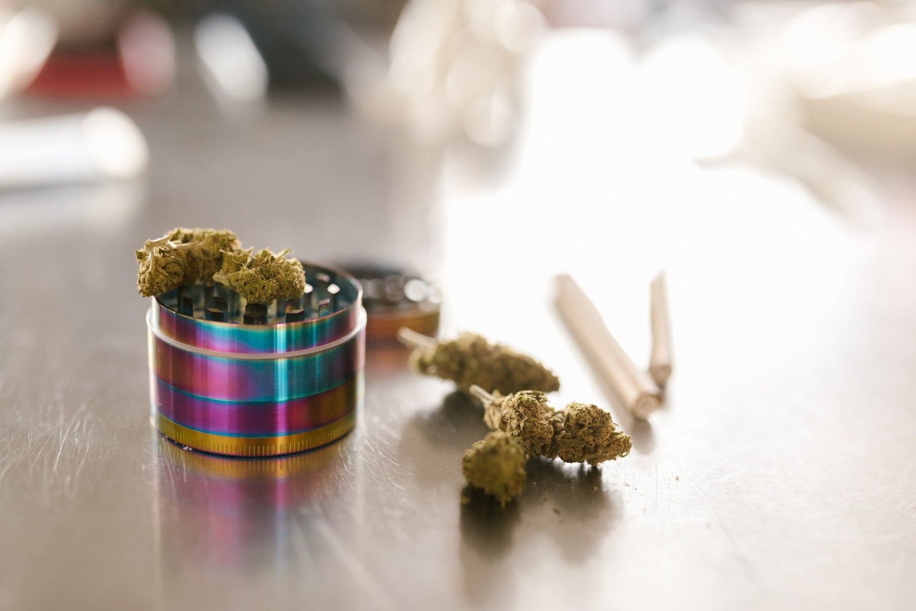 How To Grind Marijuana Without A Grinder