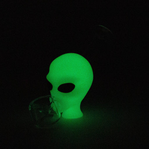 4" Alien hand pipe glow in the dark [H279G] Silicone Pipe YHS Smoke