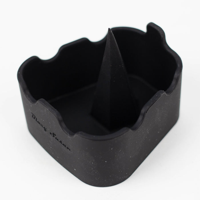 Blazy Susan | Deluxe Silicone Ashtray / Bowl Cleaner-Black Silicone Ashtray Smoking Cat Distribution