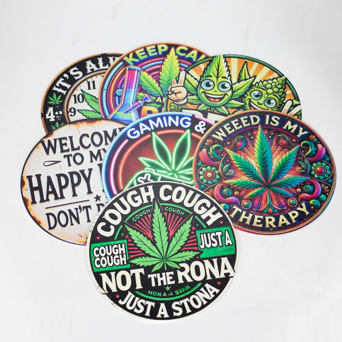 TRIM QUEEN | 420 VINTAGE ROUND SIGNS Flag · Sign Trim Queen