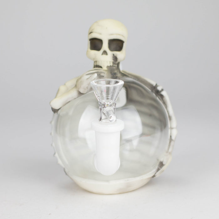 5.8" Resin Skull man Water pipe Resin · Silicone · Plastic Bong JJ Distribution