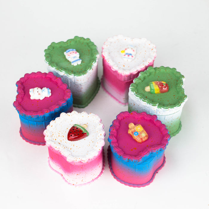 2.5" Heart Shaped Cake Metal Grinder 4 Layers - Box of 6 Display Pack 777 Smoke Default Title