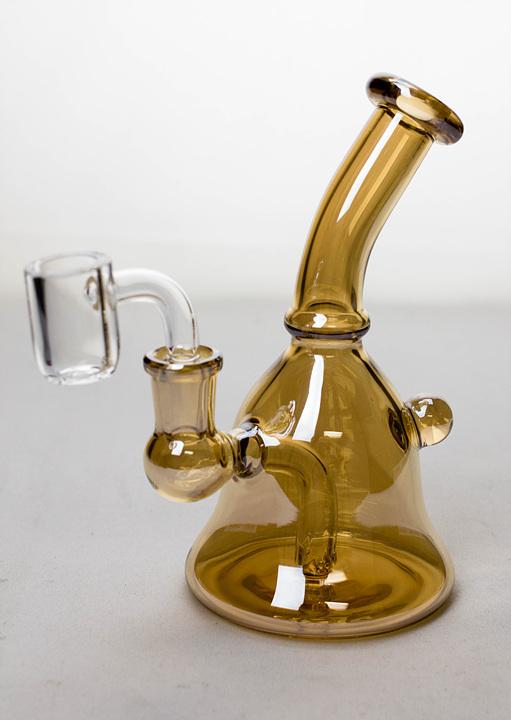 6" stem diffuser metallic rig with a banger Rig ONE Gold