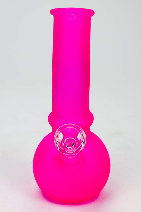 7" Glow in the dark glass water pipe- - One Wholesale